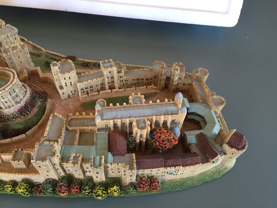 Danbury Mint Windsor Castle [Photo 8]