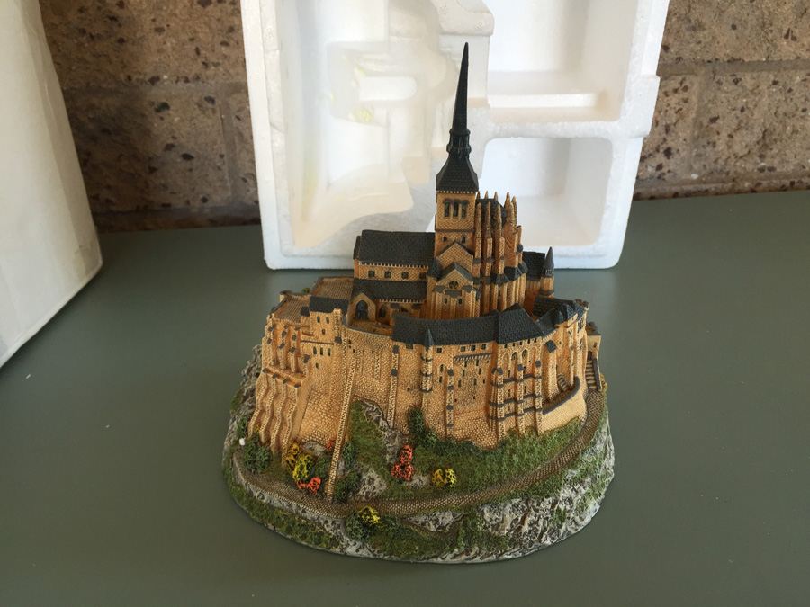 1994 Danbury Mint Mont Saint-Michel, France Castle [Photo 2]