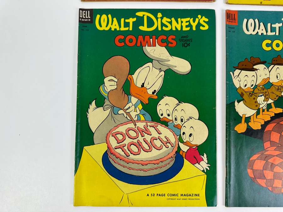 (4) Dell Comics Walt Disney's Comics And Stories #150, #152, #153 & #155 Vintage 1953 10 Cent Comic Books Valued Ungraded: $54, 6.0: $171, 8.0: $537 [Photo 6]