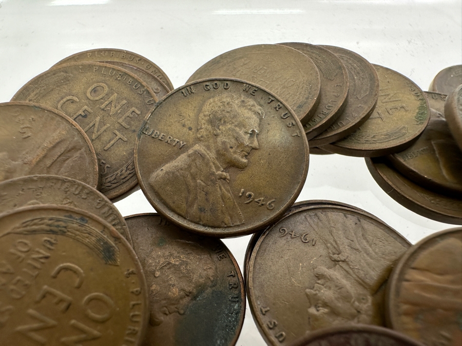 Vintage 1946 Lincoln Wheat Pennies [Photo 4]