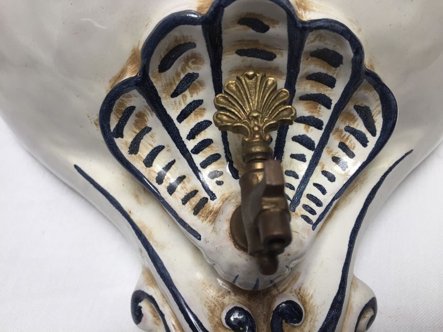 Vintage Wall Hanging Lavabo, Italian Design Wall Pocket Fountain [Photo 6]