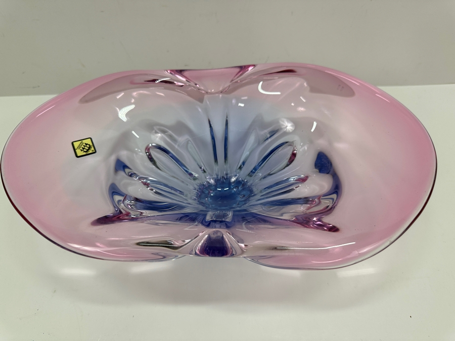 Art Glass Centerpiece Bowl By Glassworks Chribska Made In The Czech Republic 12.25W X 7D X 5H [Photo 4]