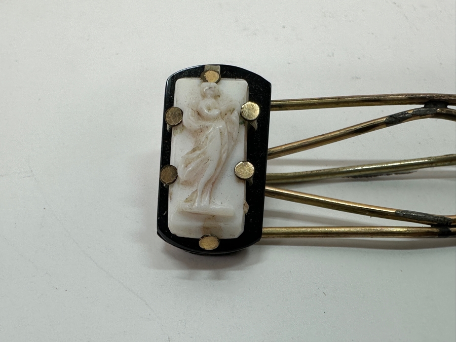 Antique Victorian Carved Brooch Pin 2.5L [Photo 2]