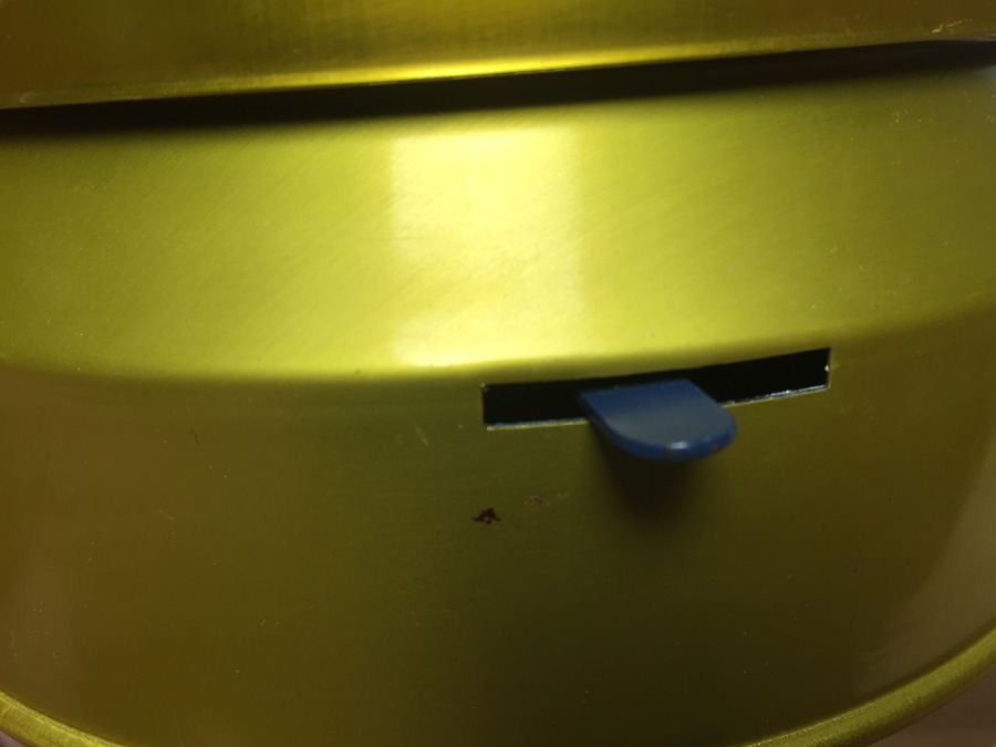 Colorama 'Musicake' Standard Size Plays 'Happy Birthday' Gold New in Box [Photo 7]