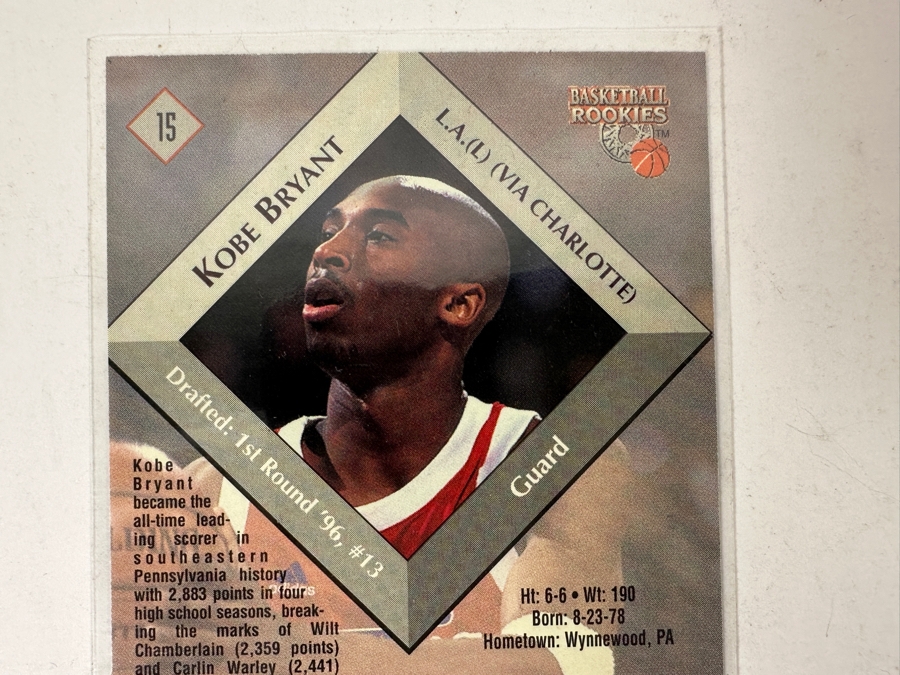 Kobe Bryant Rookie Basketball Card 1996 The Score Board [Photo 5]
