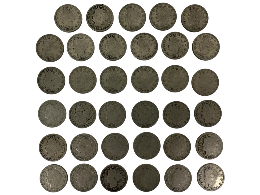 (35) Antique 1905 Liberty Head V Nickels