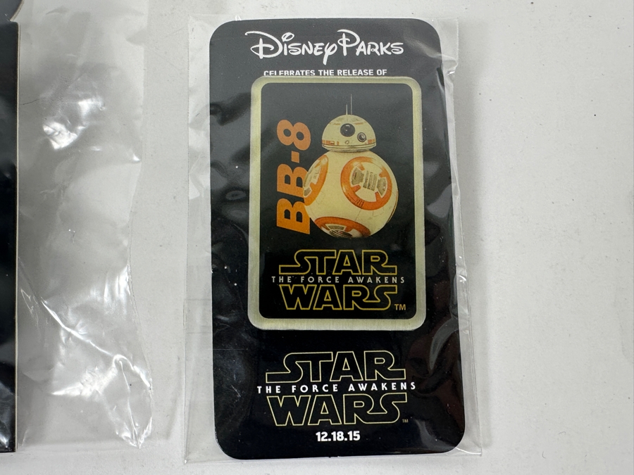 (3) Star Wars The Force Awakens Trading Pins: (2) Limited Edition Trading Pins And (1) Disney Parks BB-8 Trading Pin [Photo 4]