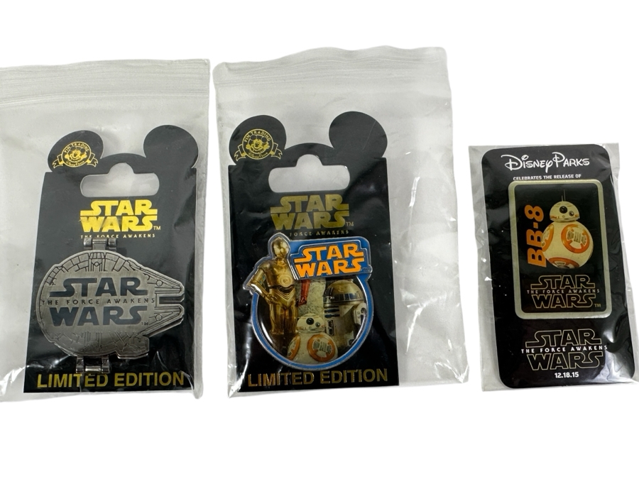 (3) Star Wars The Force Awakens Trading Pins: (2) Limited Edition Trading Pins And (1) Disney Parks BB-8 Trading Pin [Photo 1]
