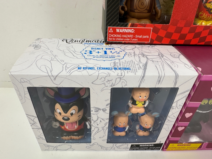New In Box Vinylmation Vinyl Figurine Sets: (1) Disney Set Limited To 1,200, (1) Walt Disney's Alice In Wonderland Set Limited To 2,500 And (1) Cars 2 Set [Photo 5]