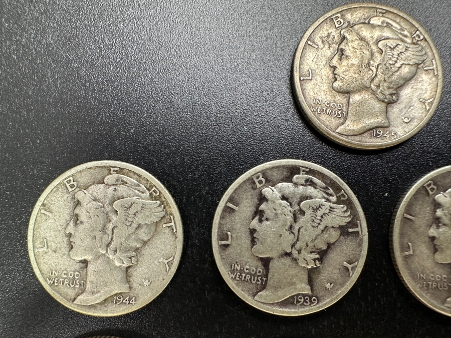 Just Added - (17) Mercury Silver Dimes From Various Years [Photo 5]