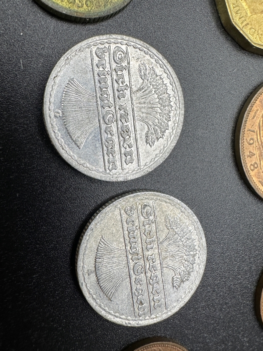 Just Added - (17) Various Foreign Coins [Photo 18]