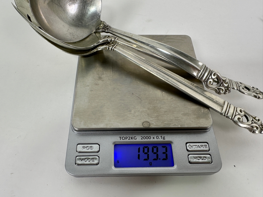 International Sterling Royal Danish Sterling Silver Flatware Service - Sterling Weighs 1,723g Not Including The Knives = $2,946 Melt Value / Spreader Knives With Sterling Blade & Handle Weighs 251.7g / Butter Knives Weigh 485.2g - Retails $12,000+ [Photo 15]