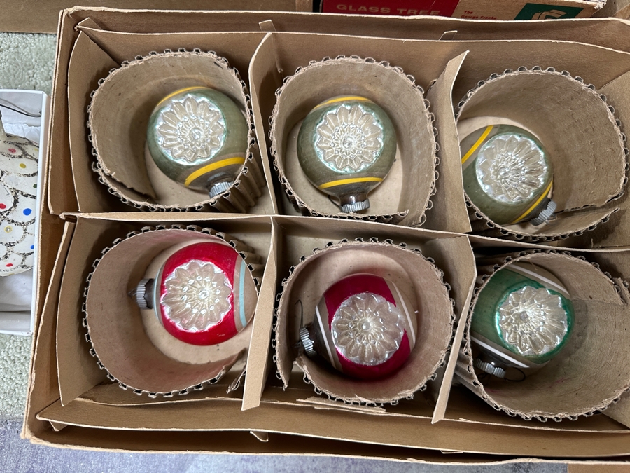 Collection Of Vintage Glass Christmas Tree Ornaments Shiny Brite [Photo 8]