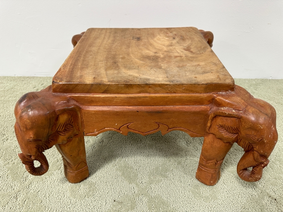 Wooden Elephant Stool 20W x 20D x 11.5H [Photo 2]