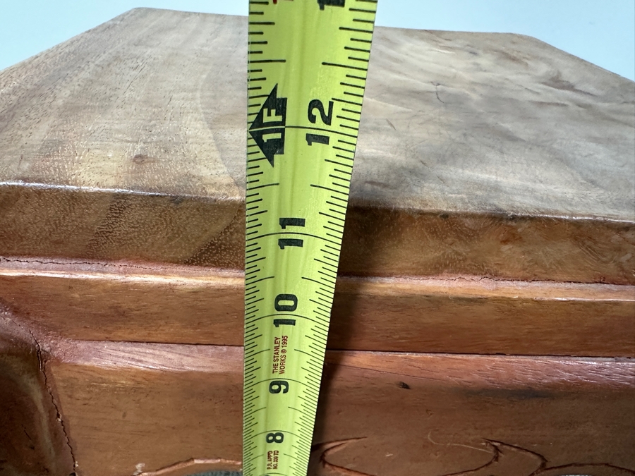 Wooden Elephant Stool 20W x 20D x 11.5H [Photo 9]