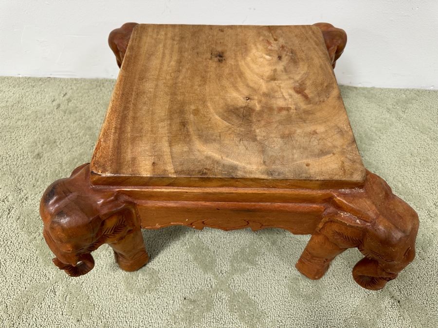 Wooden Elephant Stool 20W x 20D x 11.5H [Photo 3]
