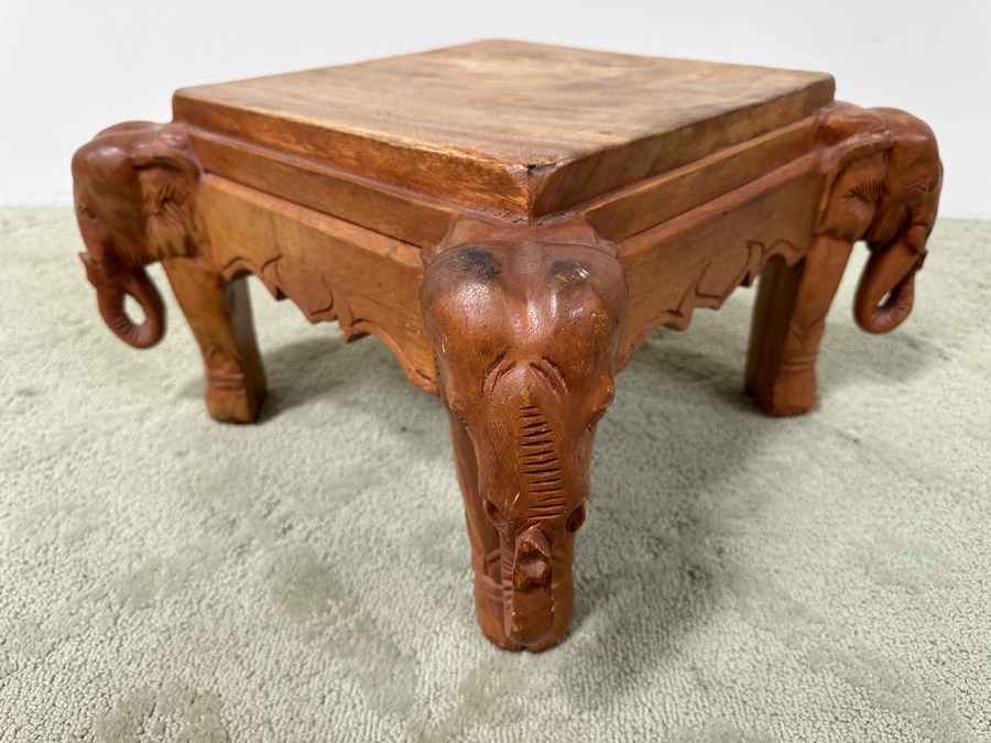Wooden Elephant Stool 20W x 20D x 11.5H [Photo 4]