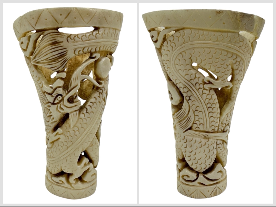 Vintage Carved Bone Dragon Serpent Pencil Brush Cigarette Holder 4-3/8'H