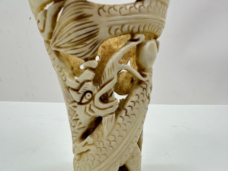 Vintage Carved Bone Dragon Serpent Pencil Brush Cigarette Holder 4-3/8'H [Photo 4]