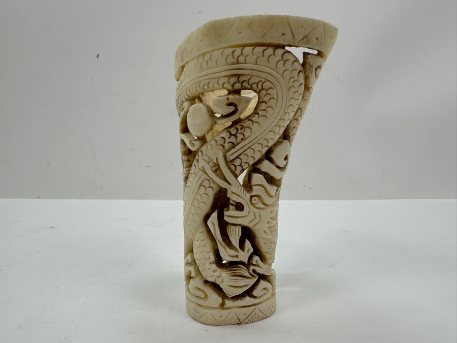 Vintage Carved Bone Dragon Serpent Pencil Brush Cigarette Holder 4-3/8'H [Photo 5]