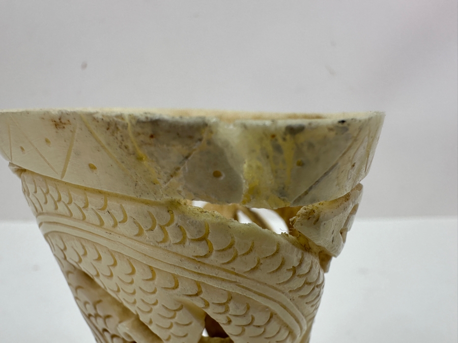 Vintage Carved Bone Dragon Serpent Pencil Brush Cigarette Holder 4-3/8'H [Photo 7]