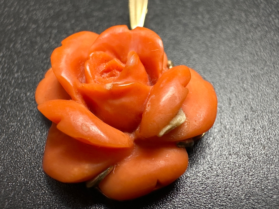 14k Gold Carved Coral Rose Pendant 3.4g [Photo 3]
