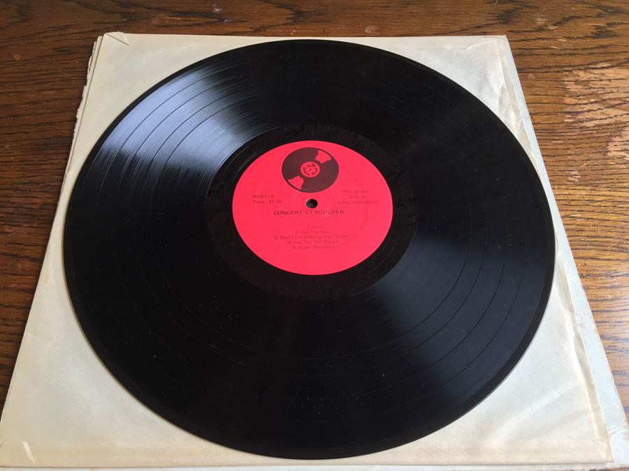 Neil Young - Rocky Mountain Review Boulder, CO - NYB1 [Photo 3]