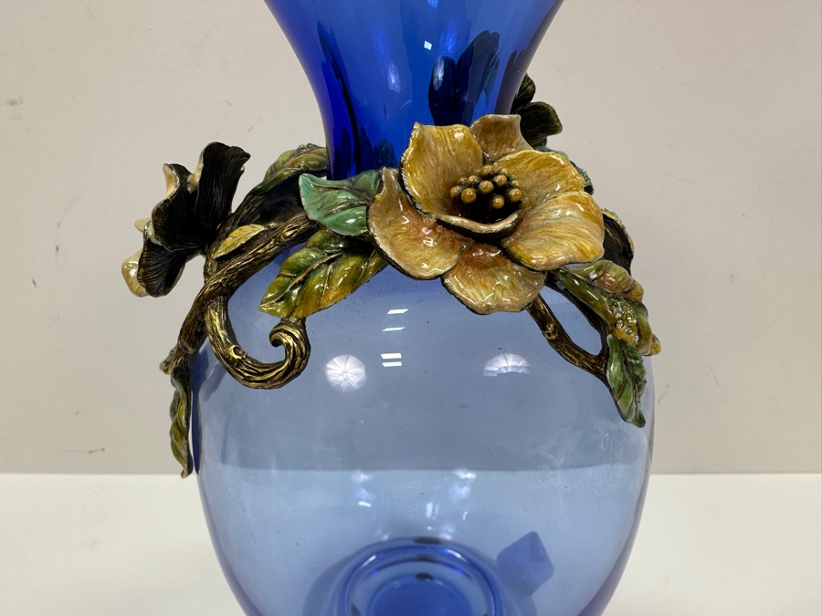 Jay Strongwater Blue Glass Vase With Floral Metal Ornamentation 8.5'H Retails $850 [Photo 2]