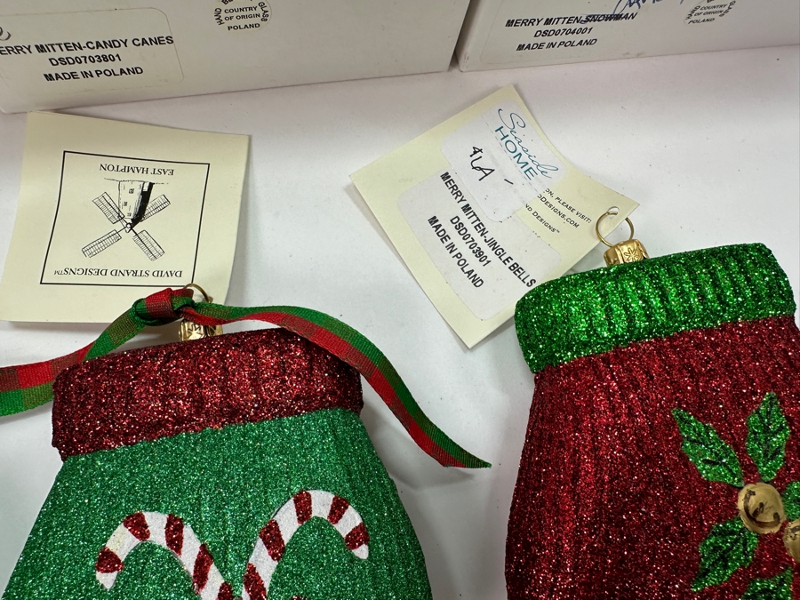 (4) David Strand Handmade Glass Mitten Christmas Ornaments Retails $256 [Photo 9]