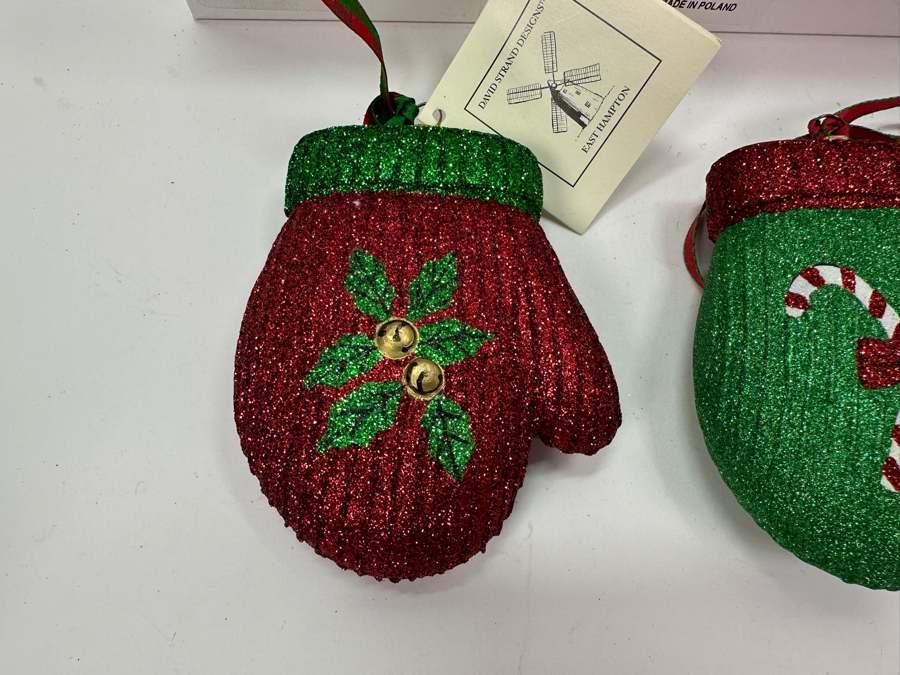 (4) David Strand Handmade Glass Mitten Christmas Ornaments Retails $256 [Photo 4]