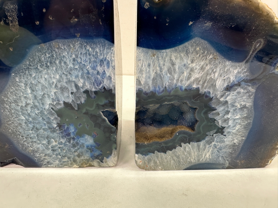 Pair of Blue Agate Geode Bookends 4.5'W x 5'H [Photo 4]