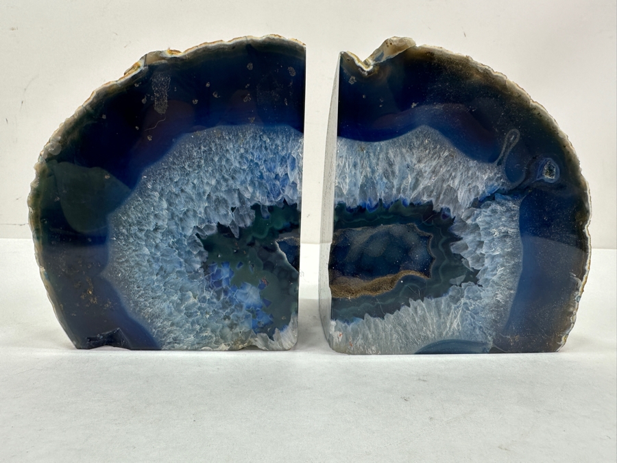 Pair of Blue Agate Geode Bookends 4.5'W x 5'H [Photo 2]