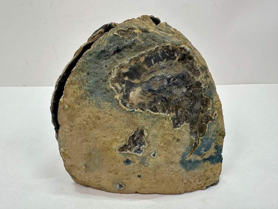 Pair of Blue Agate Geode Bookends 4.5'W x 5'H [Photo 6]