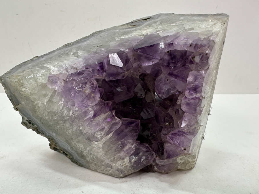 Amethyst Geode 5'W x 4'H [Photo 3]