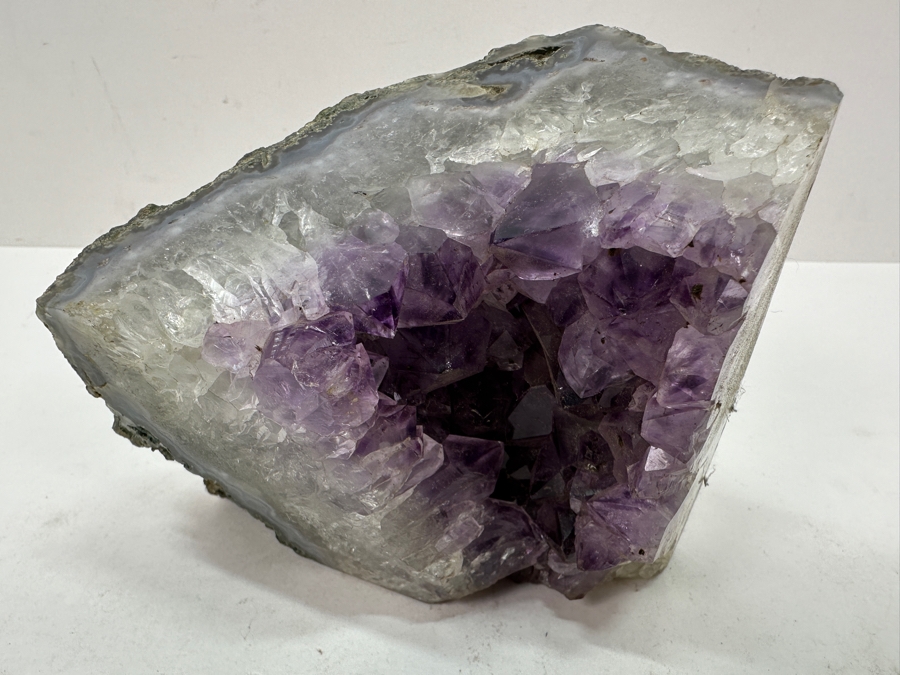 Amethyst Geode 5'W x 4'H [Photo 4]