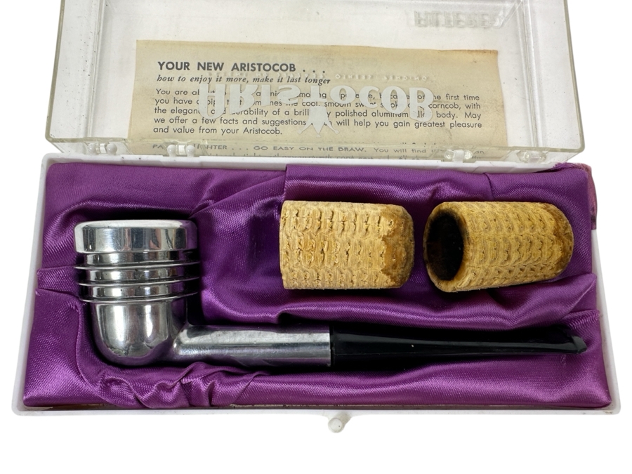 Vintage Aristocob Bob and Aluminum Pipe With Original Packaging And 2 Extra Cobs