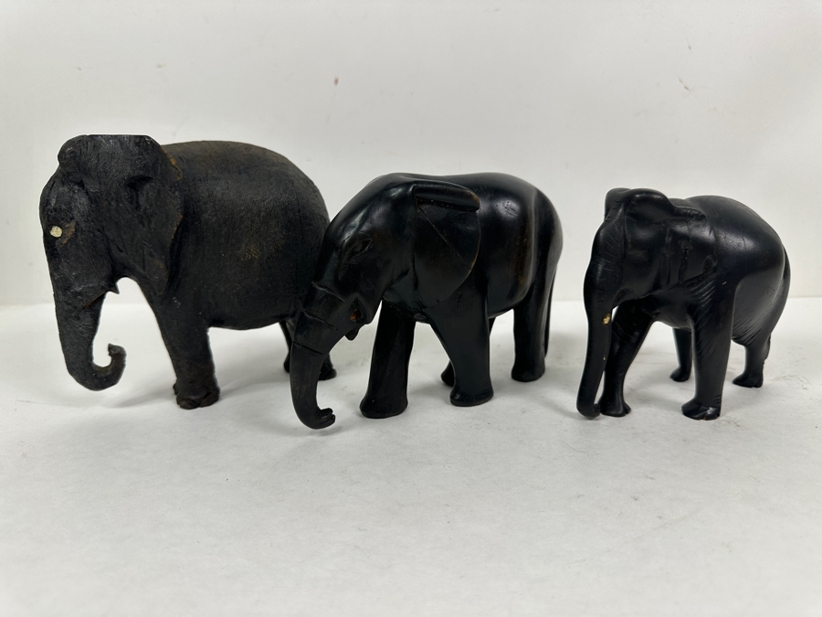 Just Added - Set Of Three Carved Hardwood Elephant Figurines Tallest Is 5.5”H [Photo 6]