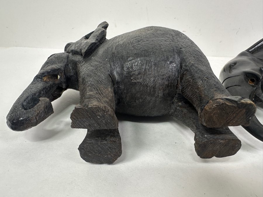 Just Added - Set Of Three Carved Hardwood Elephant Figurines Tallest Is 5.5”H [Photo 7]