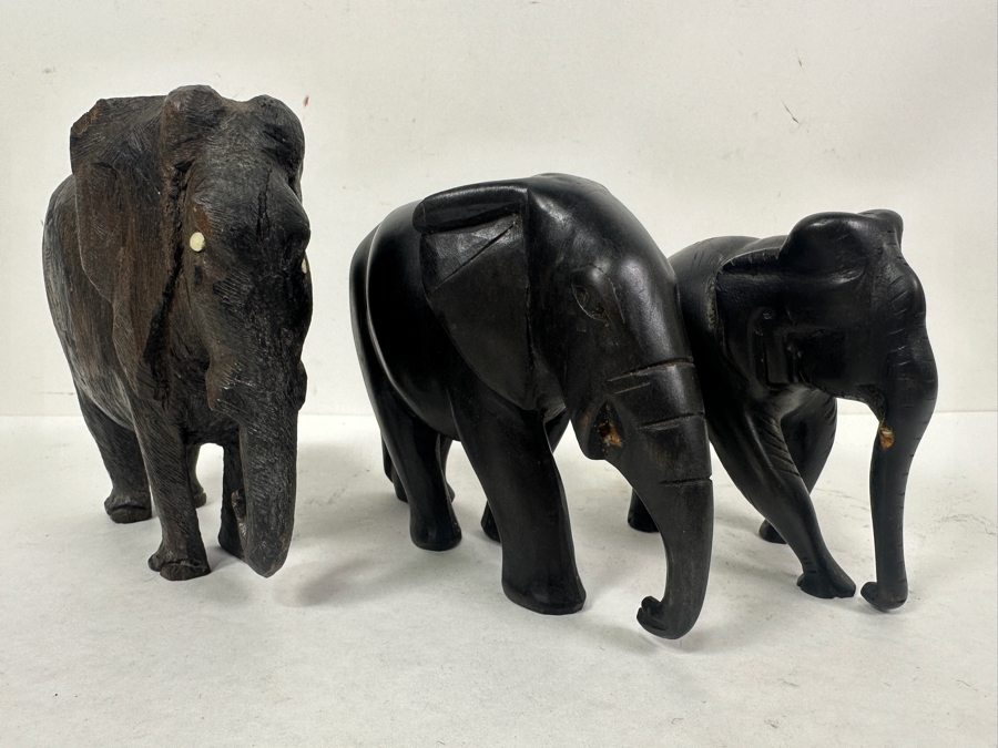 Just Added - Set Of Three Carved Hardwood Elephant Figurines Tallest Is 5.5”H [Photo 5]
