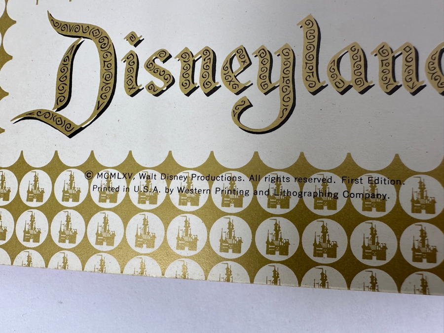 Just Added - Vintage 1965 First Edition Walt Disney's Pictorial Souvenir Book Of... Disneyland [Photo 4]