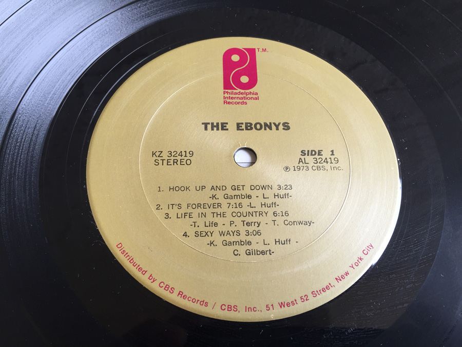 Ebonys, The ‎– The Ebonys - KZ 32419