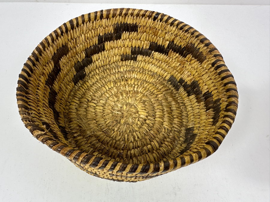 Just Added - Vintage Native American Hand Woven Basket 7W X 2.75H [Photo 3]