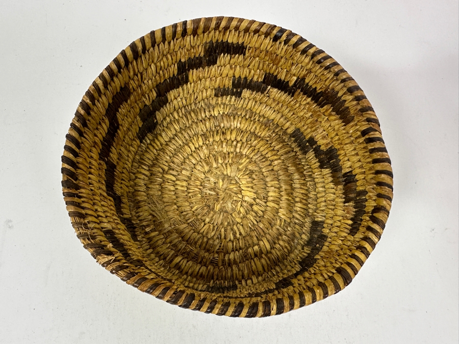 Just Added - Vintage Native American Hand Woven Basket 7W X 2.75H [Photo 4]