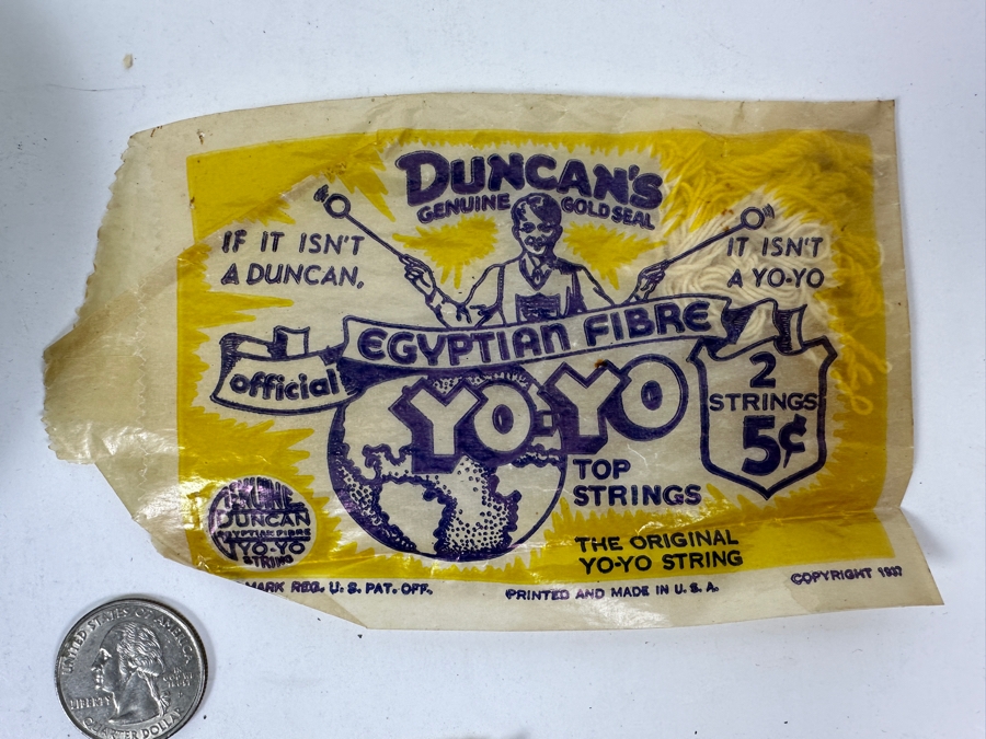 Just Added - Original Oversized Wooden Duncan Yo-Yo YoYo 4.5'W With Six New Old Stock Duncan Egyptian Fibre Yo-Yo Strings [Photo 5]