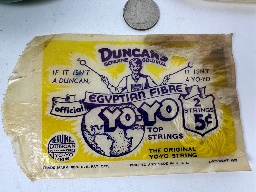 Just Added - Original Oversized Wooden Duncan Yo-Yo YoYo 4.5'W With Six New Old Stock Duncan Egyptian Fibre Yo-Yo Strings [Photo 10]