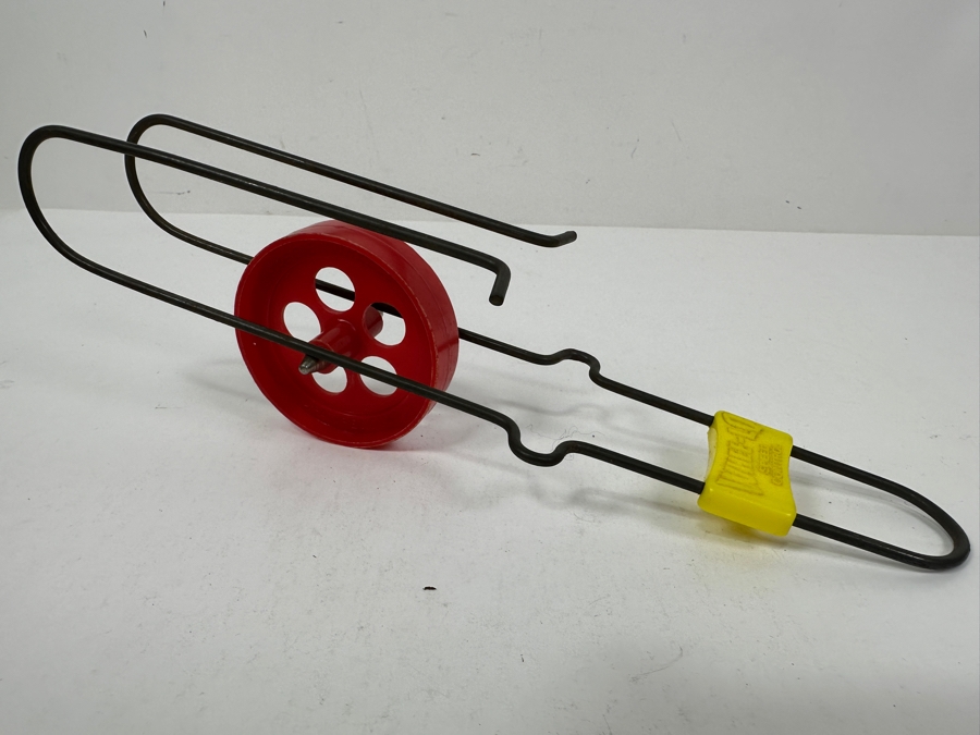 Just Added - Vintage Whee-Lo Speed Control Toy 10L [Photo 6]