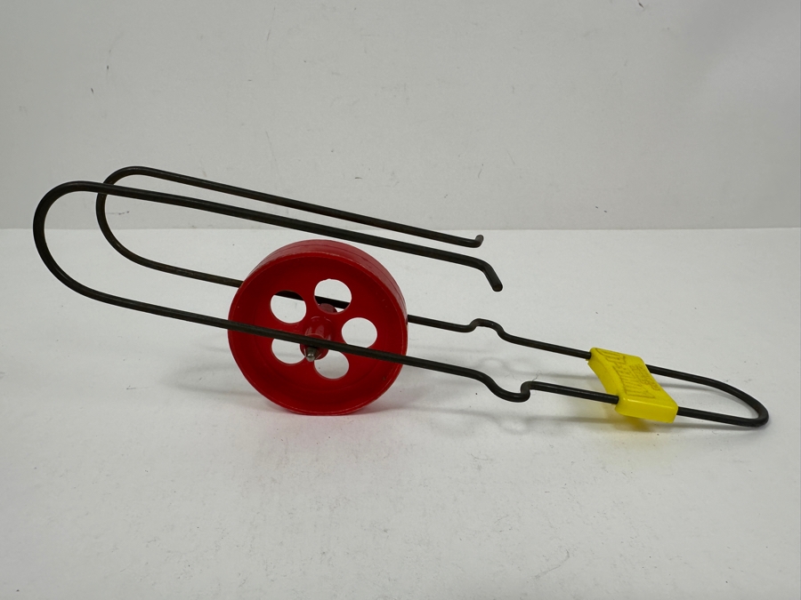 Just Added - Vintage Whee-Lo Speed Control Toy 10L [Photo 7]