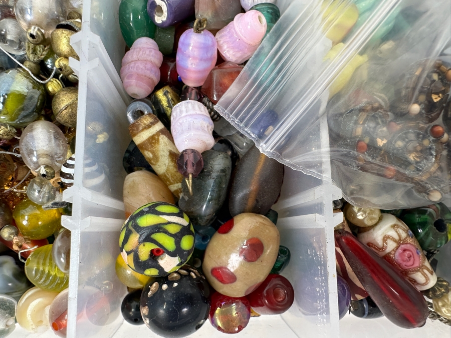 Just Added - Collection Of Various Beads [Photo 6]