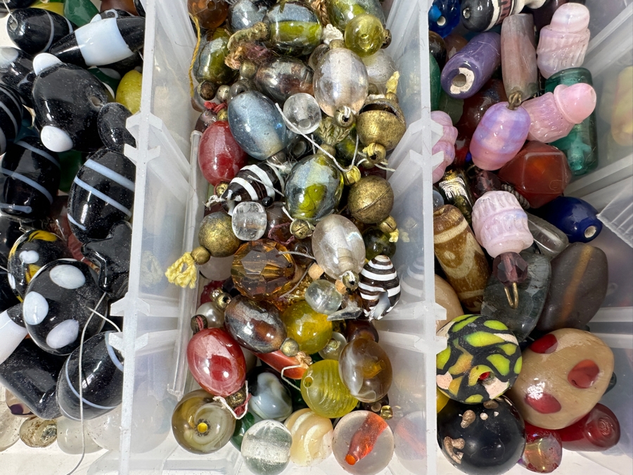 Just Added - Collection Of Various Beads [Photo 4]