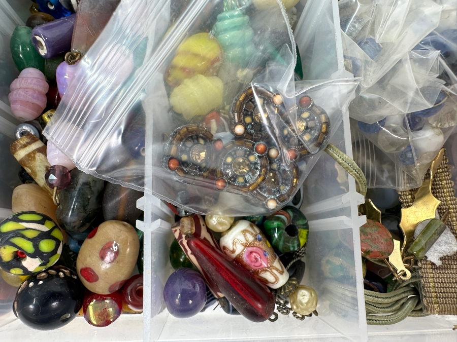 Just Added - Collection Of Various Beads [Photo 11]